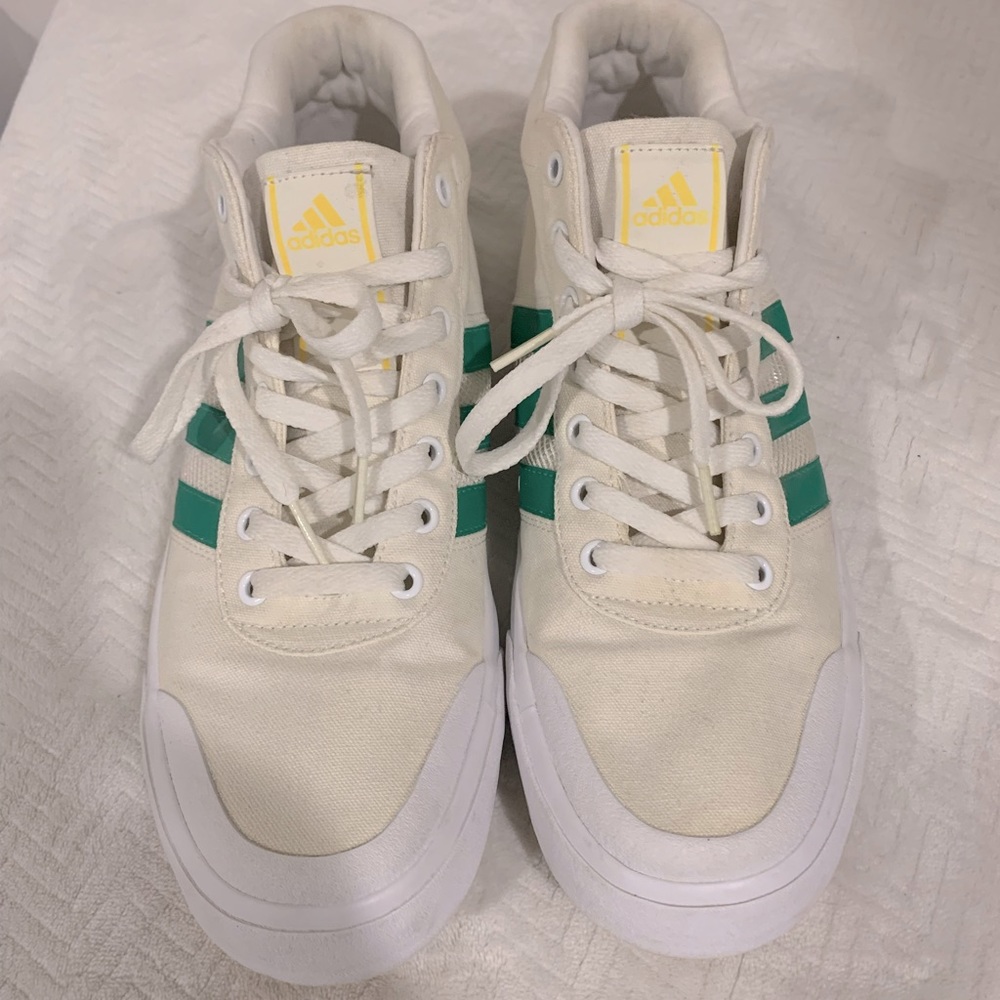 Adidas Mid Size 11.5